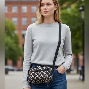 NWT DVF Crossbody Bag in Black & Cream